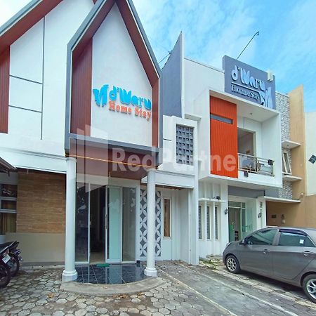 D'Waru Homestay Syariah Near Jl Slamet Riyadi Mitra Reddoorz Surakarta  Екстер'єр фото